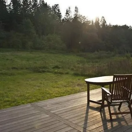 Ferienhaus In Mit Terrasse Und Grill Feriehus *